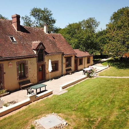 Les Gites De La Maison Lierue Thiron-Gardais Bagian luar foto